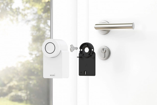 Nuki_Smart_Lock_3_Installation.jpg